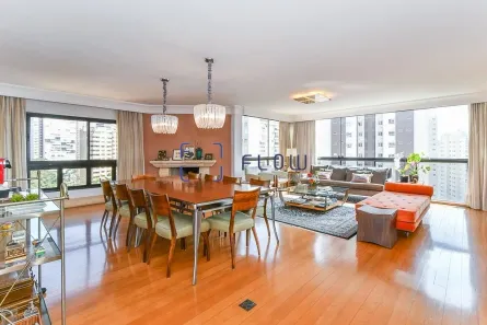 Apartamento com 3 Quartos à venda, 247m² no Vila Suzana, São Paulo