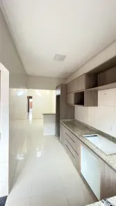 Casa com 3 Quartos à venda, 135m² no Setor Três Marias, Goiânia