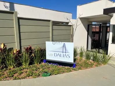 Casa de Condomínio com 2 Quartos para alugar, 54m² no Vila Bom Jesus, Sorocaba