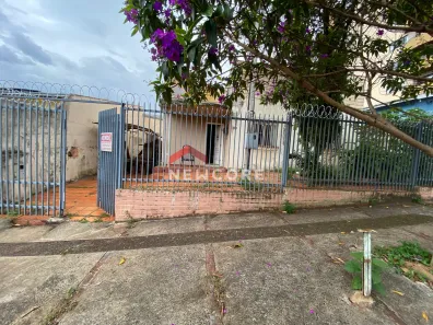 Casa com 3 Quartos à venda, 212m² no Centro, Londrina