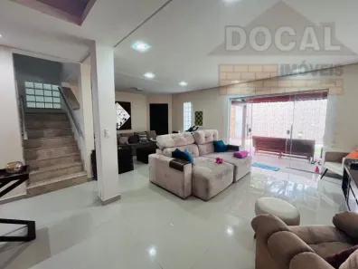Sobrado com 4 Quartos à venda, 170m² no Parque Monte Alegre, Taboão da Serra