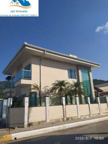 Casa com 3 Quartos à venda, 250m² no Nova Esperança, Balneário Camboriú