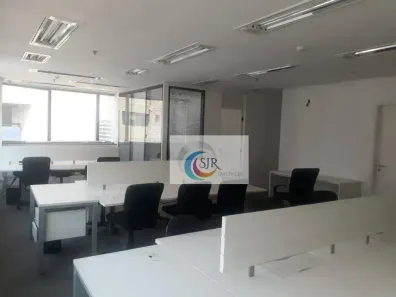 Sala Comercial para alugar, 248m² no Vila Olímpia, São Paulo