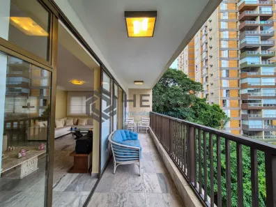 Apartamento com 4 Quartos para alugar, 230m² no Pitangueiras, Guarujá