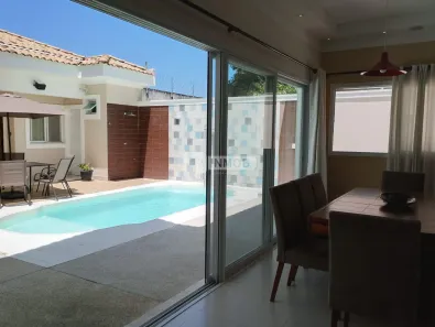 Casa de Condomínio com 3 Quartos à venda, 306m² no Piracangaguá, Taubaté
