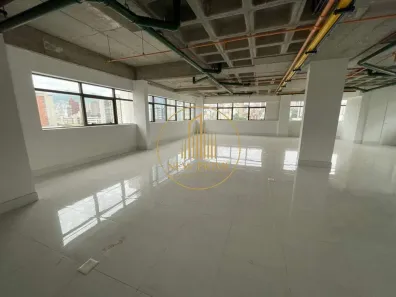 à venda, 230m² no Santa Efigênia, Belo Horizonte