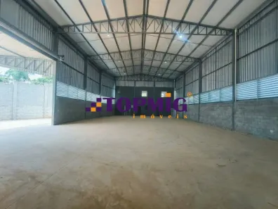 Galpão/Depósito/Armazém para alugar, 680m² no Chácaras Reunidas Santa Terezinha, Contagem