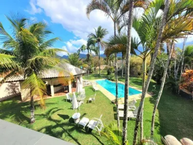 Sobrado com 7 Quartos à venda, 453m² no Balneário Copacabana, Caraguatatuba