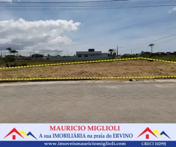 Lote/Terreno à venda, 625m² no Praia do Ervino, São Francisco do Sul