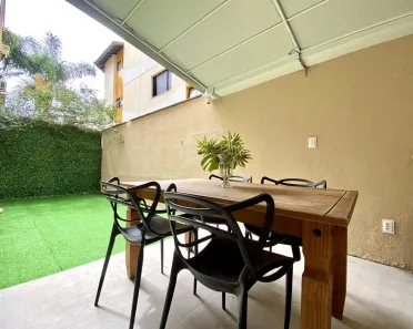 Apartamento com 2 Quartos para alugar, 80m² no Jurerê, Florianópolis