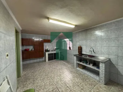 Casa com 3 Quartos para alugar, 125m² no Cidade São Jorge, Santo André