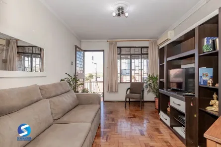 Casa com 6 Quartos à venda, 350m² no São Sebastião, Porto Alegre