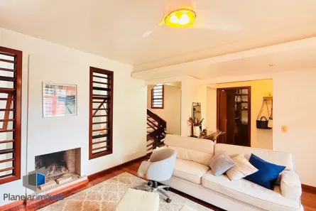 Casa com 4 Quartos à venda, 225m² no Teresópolis, Porto Alegre