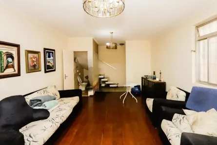 Casa com 3 Quartos à venda, 180m² no Jardim Aeroporto, São Paulo
