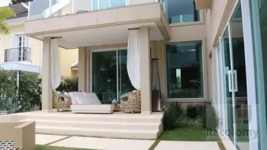 Casa de Condomínio com 5 Quartos para alugar, 740m² no Alphaville, Santana de Parnaíba