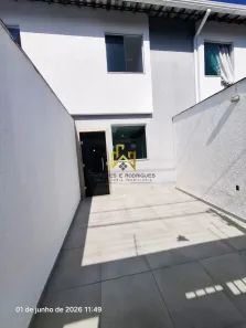 Casa com 2 Quartos para alugar, 69m² no Copacabana, Belo Horizonte