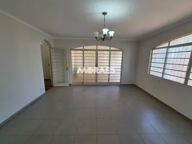 Casa com 5 Quartos para alugar, 300m² no Vila Nova Cidade Universitária, Bauru