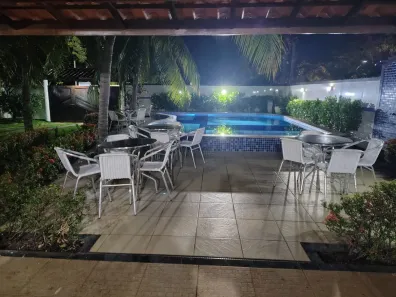 Casa com 4 Quartos para alugar, 254m² no Barra do Jacuípe, Camaçari