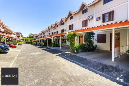 Casa de Condomínio com 3 Quartos para alugar, 94m² no Camaquã, Porto Alegre
