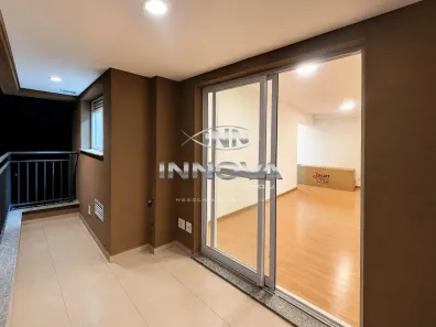 Apartamento com 3 Quartos para alugar, 76m² no Jardim Tupanci, Barueri