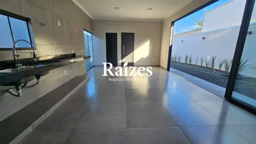 Casa com 2 Quartos à venda, 90m² no Jardim Ipanema, Uberlândia