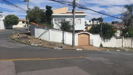 Sobrado com 5 Quartos à venda, 280m² no Jardim Quarto Centenário, Campinas