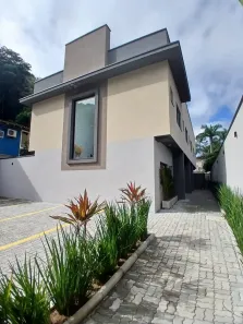 Casa de Condomínio com 2 Quartos para alugar, 85m² no Boiçucanga, São Sebastião