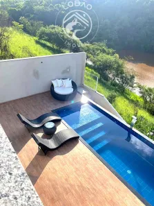 Sobrado com 3 Quartos à venda, 285m² no Morada da Colina, Resende
