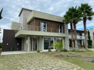 Sobrado com 5 Quartos à venda, 352m² no Remanso, Xangri-lá
