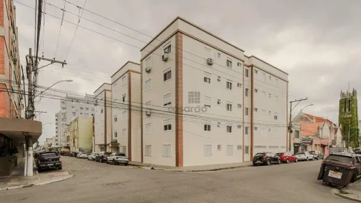 Apartamento com 2 Quartos para alugar, 60m² no Centro, Pelotas