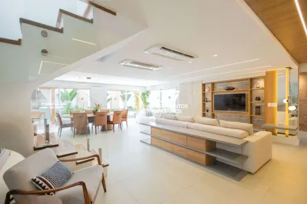 Casa de Condomínio com 3 Quartos para alugar, 460m² no Brooklin Paulista, São Paulo