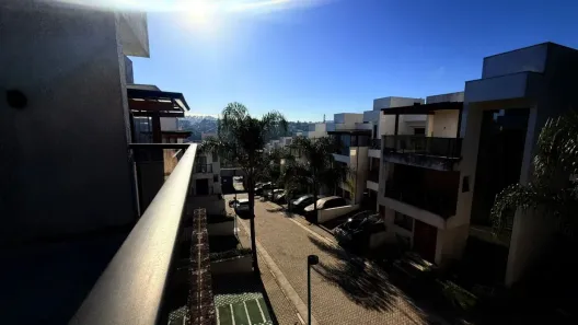 Casa de Condomínio com 3 Quartos para alugar, 185m² no Parque Rincão, Cotia