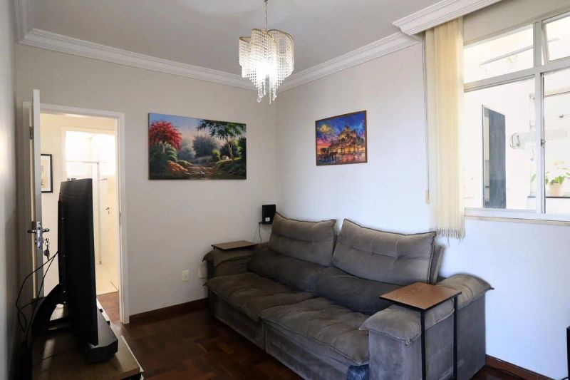 Apartamento com 3 quartos — Santa Efigênia, Belo Horizonte