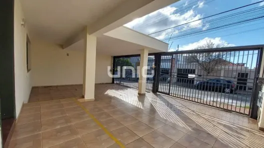 Casa com 3 Quartos para alugar, 198m² no Vila Independência, Piracicaba