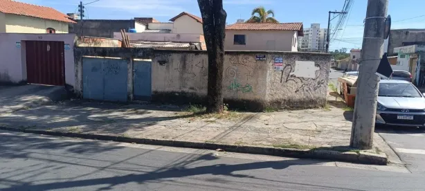 Lote/Terreno para alugar, 210m² no Santa Terezinha, Belo Horizonte