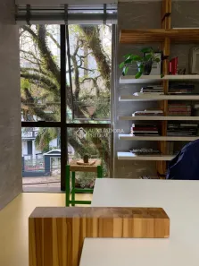 Sala Comercial à venda, 30m² no Independência, Porto Alegre