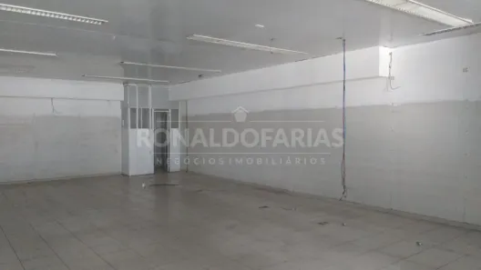 Imóvel Comercial para alugar, 250m² no Cidade Dutra, São Paulo