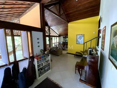 Casa de Condomínio com 3 Quartos à venda, 250m² no Maria Paula, Niterói