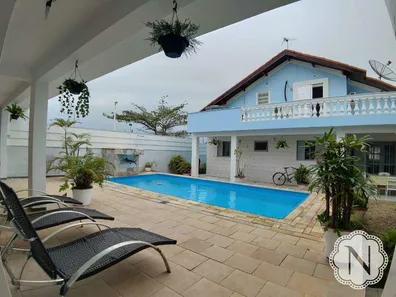 Sobrado com 6 Quartos à venda, 230m² no Tupy, Itanhaém