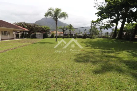 Lote/Terreno à venda, 320m² no Centro, Peruíbe