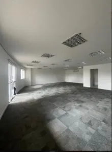 Sala Comercial para alugar, 130m² no Vila Hamburguesa, São Paulo