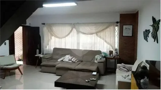 Sobrado com 4 Quartos à venda, 210m² no Bortolândia, São Paulo