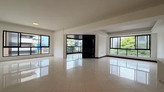 Apartamento com 4 Quartos para alugar, 234m² no Intermares, Cabedelo