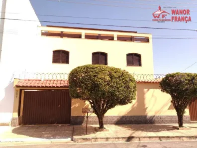 Casa com 3 Quartos à venda, 256m² no Parque Residencial Beira Rio I, Guaratinguetá