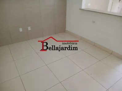 Casa com 2 Quartos para alugar, 70m² no Parque João Ramalho, Santo André