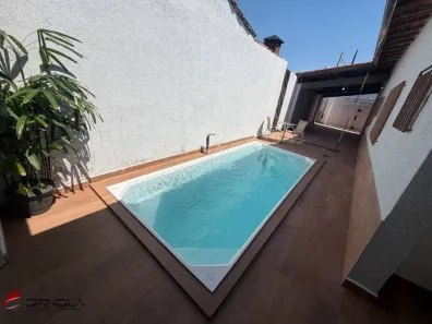 Casa com 2 Quartos à venda, 93m² no Caiçara, Praia Grande