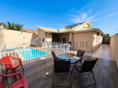 Casa com 3 Quartos à venda, 122m² no Praia das Palmeiras, Caraguatatuba