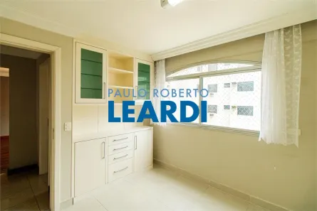 Apartamento com 4 Quartos à venda, 206m² no Vila Uberabinha, São Paulo