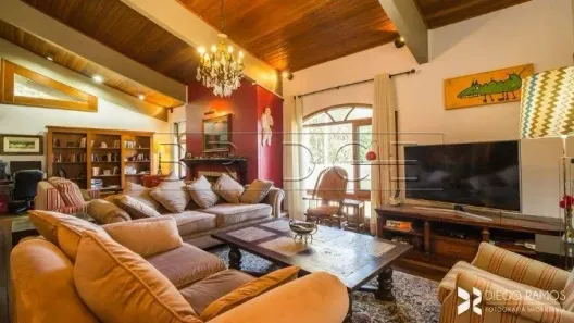 Casa de Condomínio com 6 Quartos para alugar, 565m² no Cavalhada, Porto Alegre