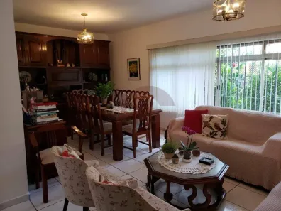 Casa com 3 Quartos à venda, 210m² no Vila Tiradentes, São Paulo